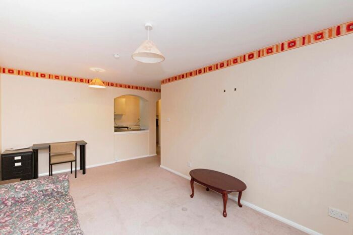 1 Bedroom Flat For Sale In Express Drive, Ilford, IG3