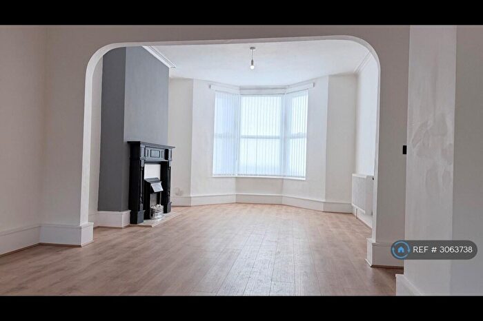 4 Bedroom Terraced House To Rent In Buckingham Road, Liverpool, L9