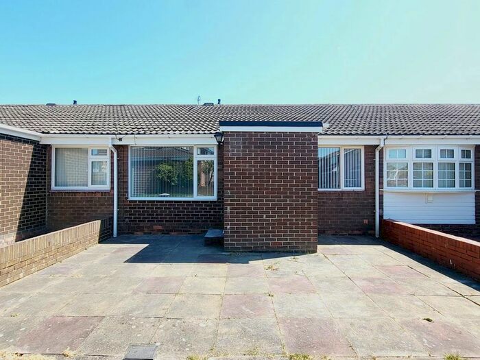 2 Bedroom Bungalow To Rent In Exeter Way, Jarrow, NE32