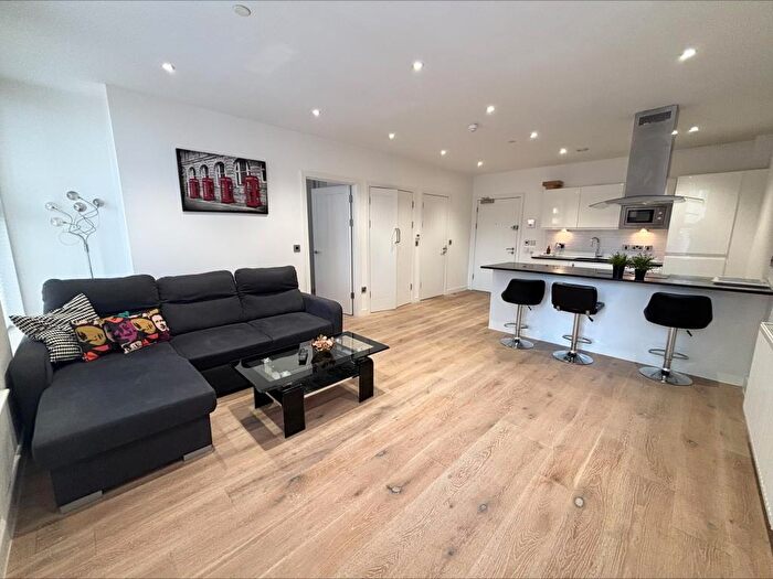 1 Bedroom Apartment To Rent In Garrard Street, Central Reading, RG1