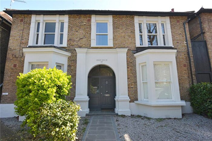 2 Bedroom Apartment To Rent In Barry Road, East Dulwich, London, SE22