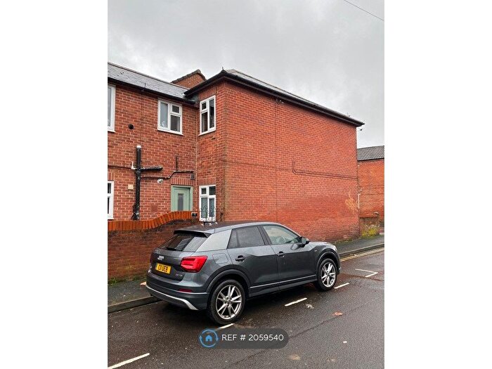 2 Bedroom Flat To Rent In Mordaunt Road, Southampton, SO14