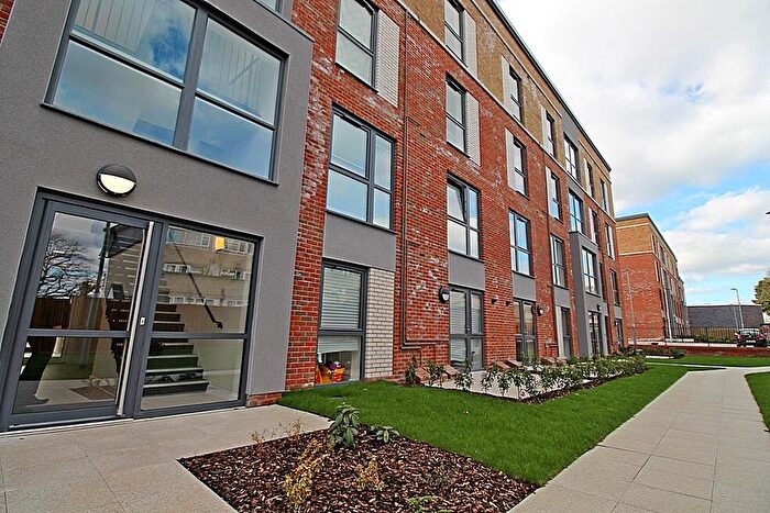 2 Bedroom Flat To Rent In Arla Place, South Ruislip, HA4