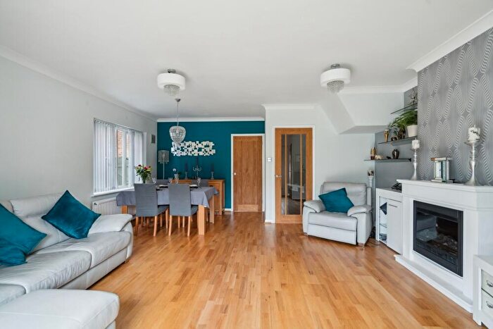 4 Bedroom Semi-Detached House For Sale In St. Margarets Close, Iver, SL0