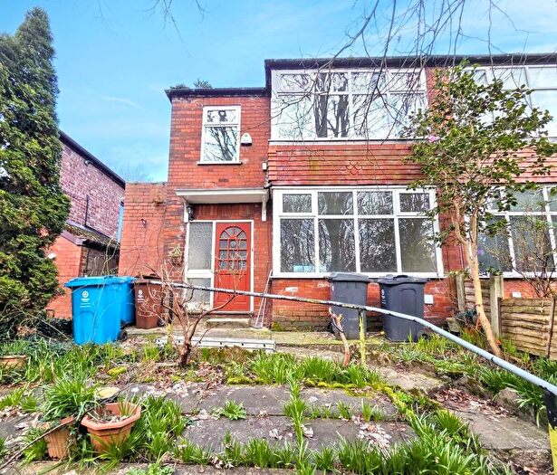 3 Bedroom Semi Detached House For Sale In Rosehay Lane, Failsworth, Manchester, M35