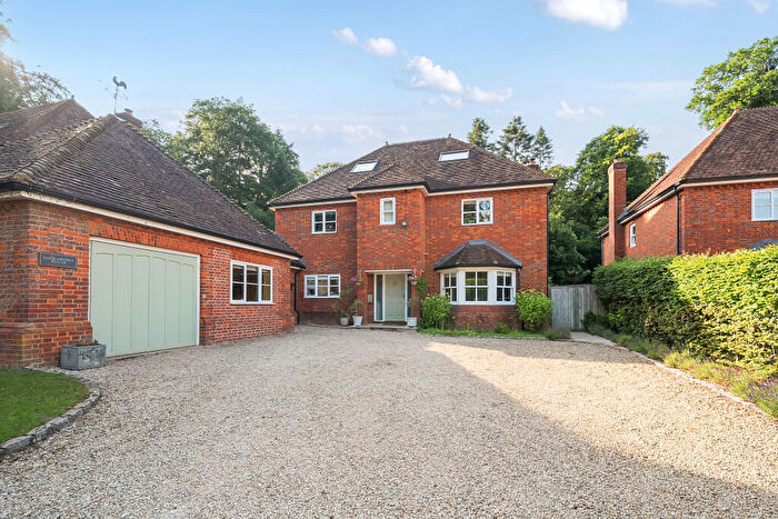 5 Bedroom Detached House For Sale In Baron Way, Henley-On-Thames, RG9