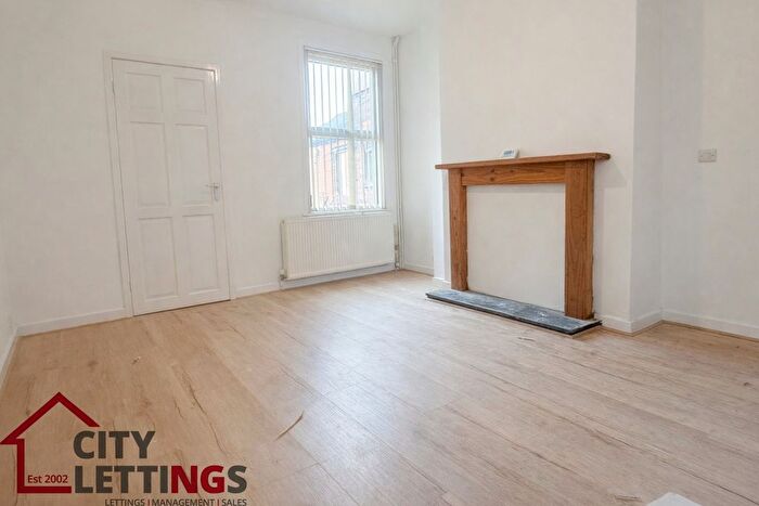 2 Bedroom Terraced House To Rent In Grimston Road, Nottingham, NG7