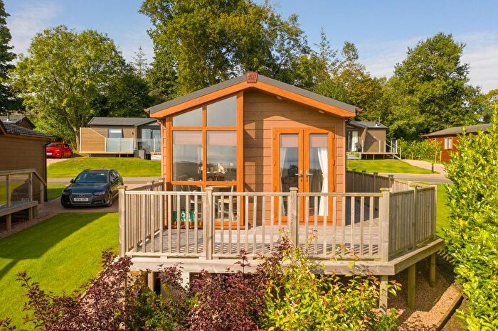 2 Bedroom Mobile/park Home For Sale In Leven, KY8