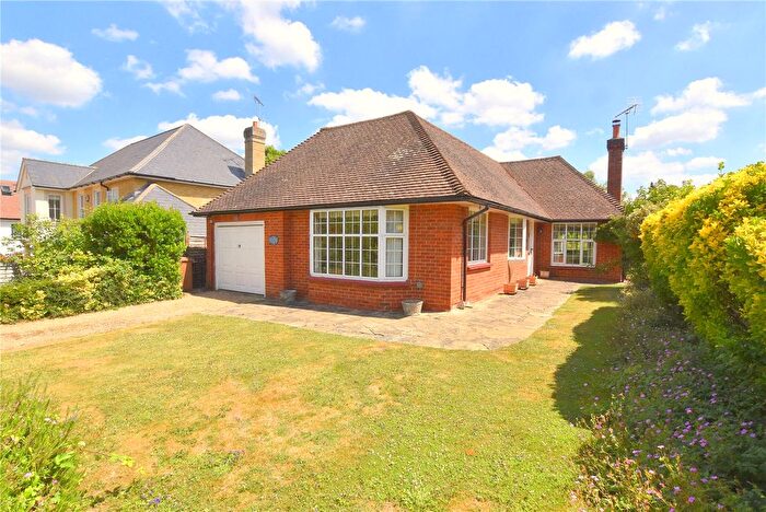 3 Bedroom Bungalow For Sale In Heath View, East Horsley, KT24