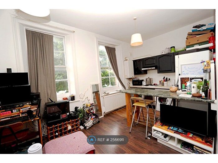 1 Bedroom Flat To Rent In Caledonian Road, London, N1