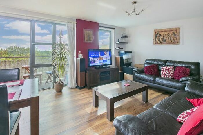 2 Bedroom Flat To Rent In Baron House, Colliers Wood, SW19