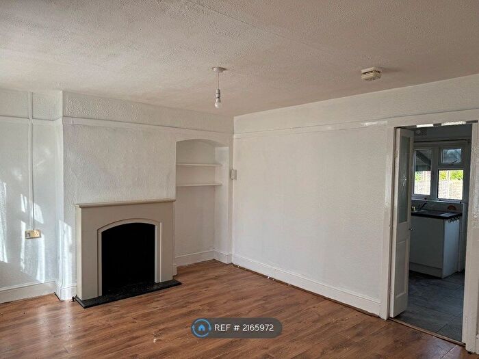 3 Bedroom Terraced House To Rent In Thornfield Road, Birmingham, B27