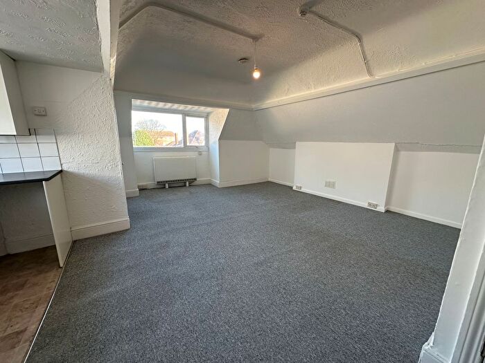 Studio To Rent In Walpole Road, Bournemouth, BH1