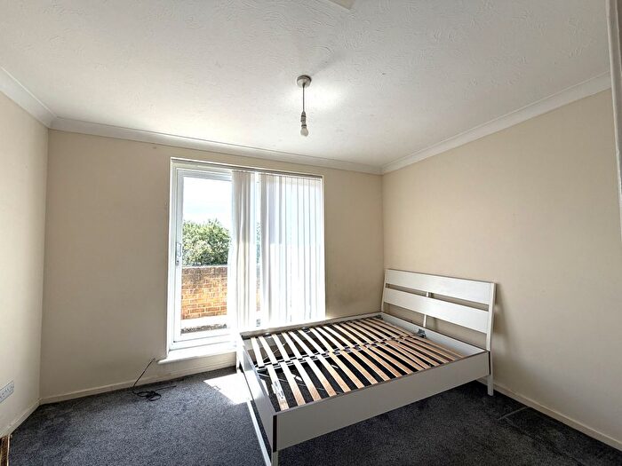2 Bedroom Flat To Rent In Clarence Road, London, E12