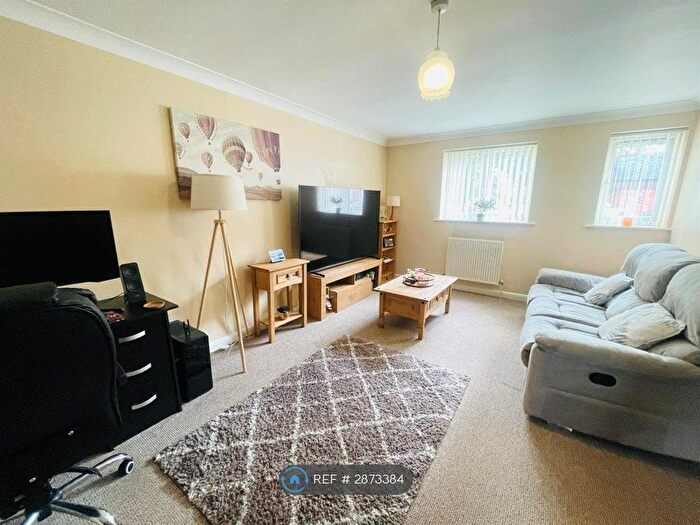 2 Bedroom Flat To Rent In Newport, Lincoln, LN1