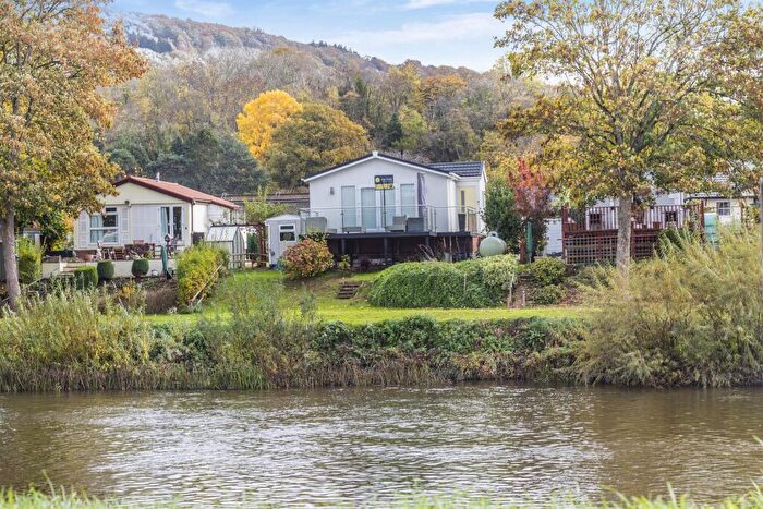 2 Bedroom Bungalow For Sale In Riverside Park, Mayhill, Monmouth, NP25