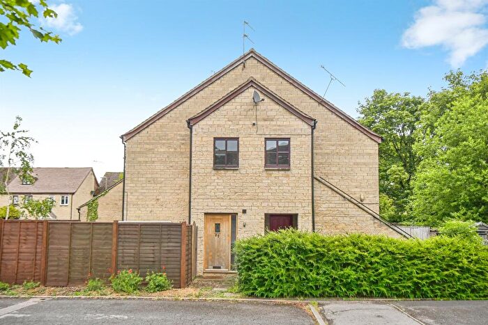 Studio For Sale In Manor Road, Witney, OX28