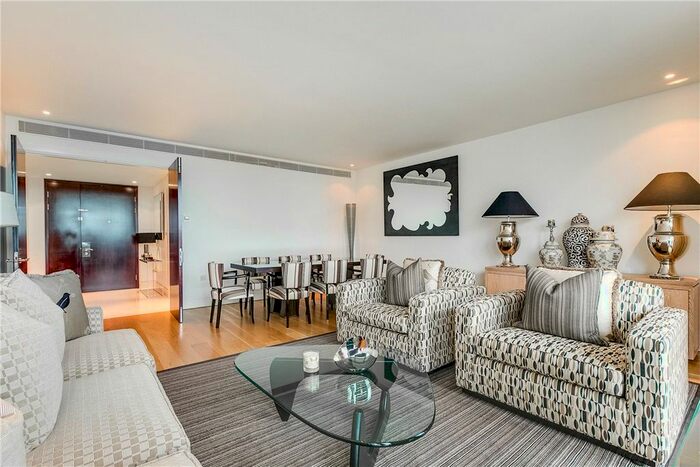 3 Bedroom Flat To Rent In Knightsbridge, London, SW7