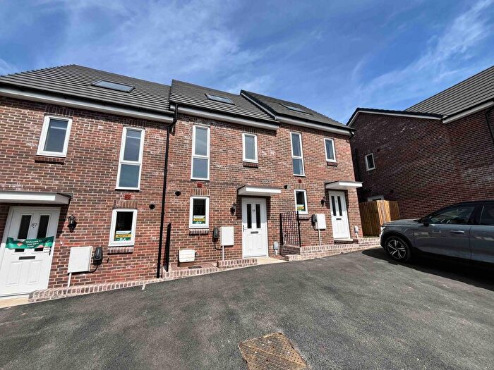 3 Bedroom End Of Terrace House To Rent In Mallard Way, Lydney, GL15