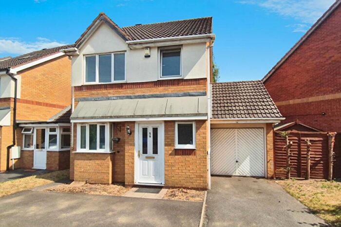 3 Bedroom Detached House For Sale In Dudley Road East, Oldbury, B69