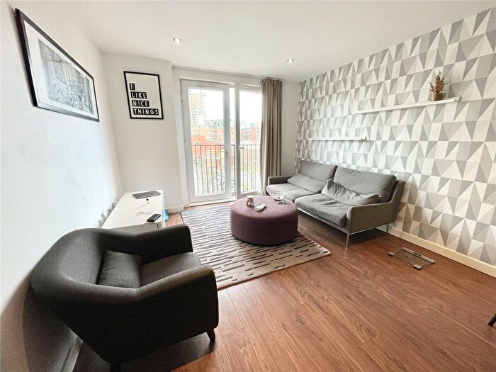 2 Bedroom Flat To Rent In Alto, Sillvan Way, Salford, M3