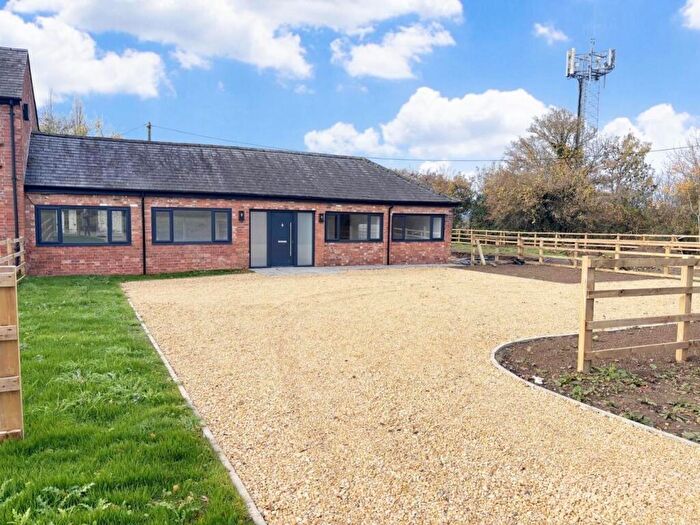 4 Bedroom Detached House For Sale In Walgrave, Northampton, NN6