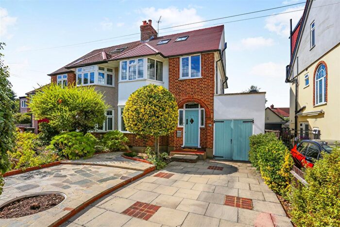 4 Bedroom Semi Detached House For Sale In Rossdale, Sutton, SM1