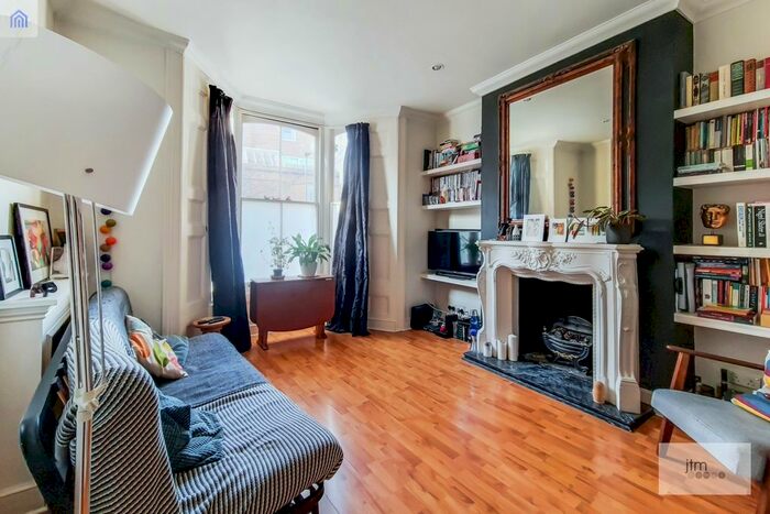 1 Bedroom Flat To Rent In Fairbridge Road, London, N19