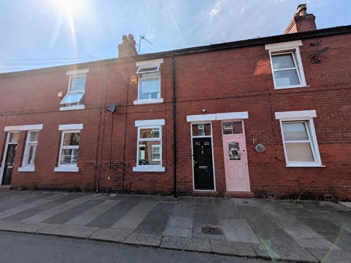 2 Bedroom Terraced House To Rent In Chiswick Road, Didsbury Village, M20