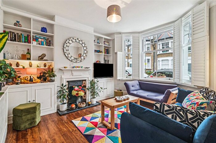 2 Bedroom Flat For Sale In Denton Street, SW18