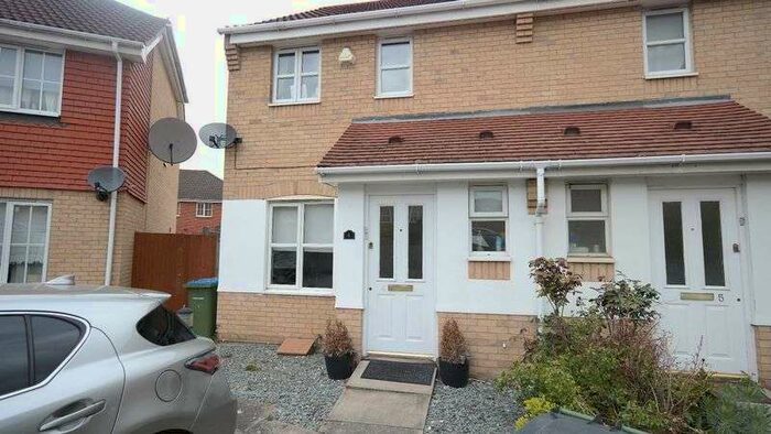 3 Bedroom Property To Rent In Narrow Boat Close, West Thamesmead London SE28