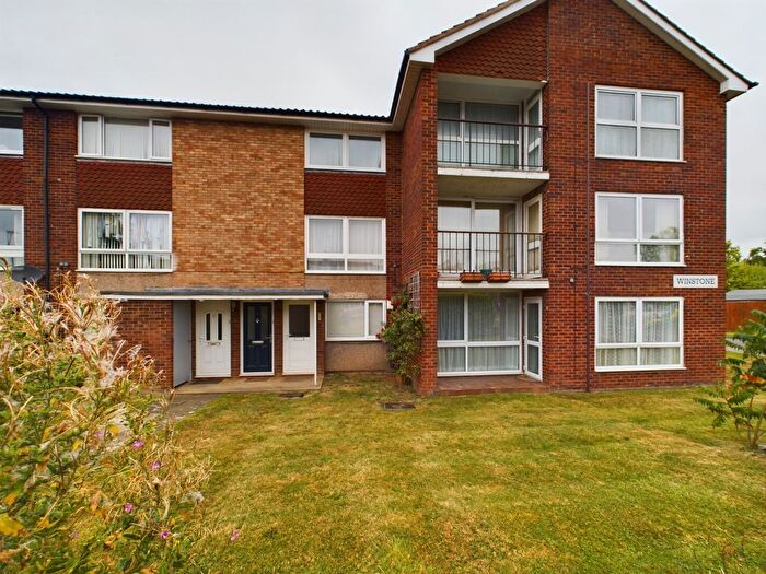 2 Bedroom Flat To Rent In Winstone, Stanway Road, Benhall, GL51
