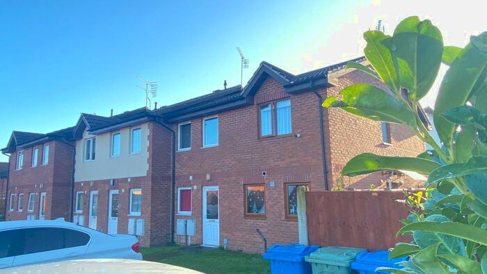 2 Bedroom Town House To Rent In The Pines, Worksop, Notts, S80