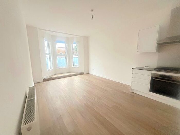 2 Bedroom Flat To Rent In Gem Apartments, London Road, Brighton, BN1