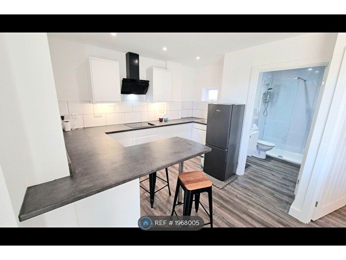 1 Bedroom Bungalow To Rent In Old Lode Lane, Solihull, B92