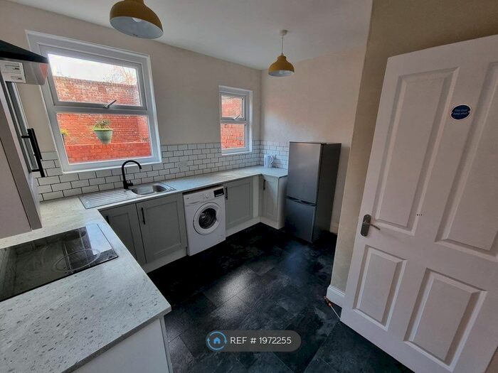 2 Bedroom Flat To Rent In Greenbank Road, Darlington, DL3