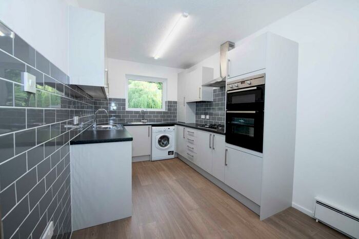 2 Bedroom Apartment To Rent In Eccleston Place, Park Street, M7