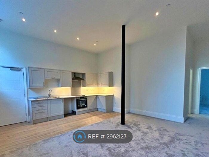1 Bedroom Flat To Rent In Gemig St, St Asaph, LL17