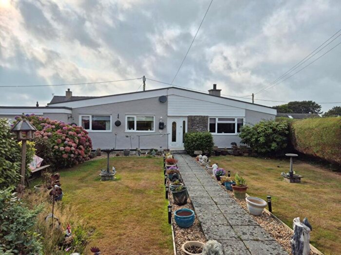 3 Bedroom Bungalow For Sale In Stad Ty Gwyn, Rhostrehwfa, Llangefni, LL77