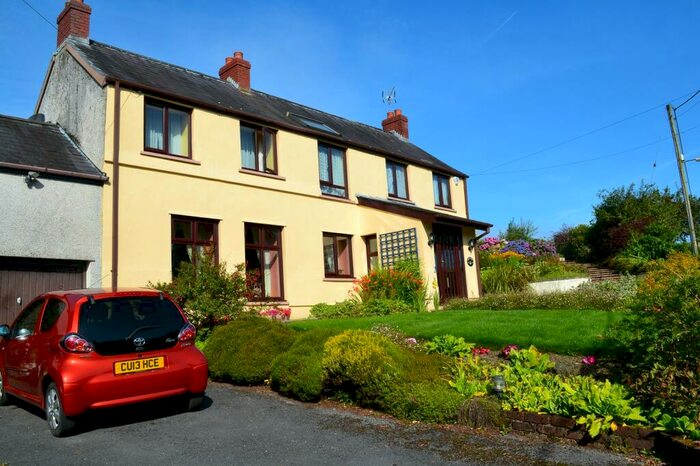 5 Bedroom Detached House For Sale In Cefn Abbey, Llanarthney, Carmarthen, Carmarthenshire., SA32