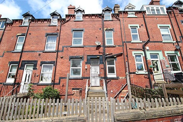 3 Bedroom Terraced House To Rent In Church Street, Kirkstall, Leeds, LS5
