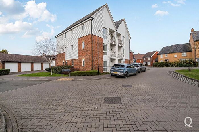 2 Bedroom Flat For Sale In Bluebell Drive, Sittingbourne, Kent, ME10