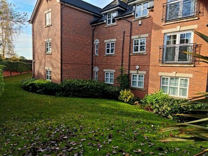 2 Bedroom Flat To Rent In College Fields, Cronton Lane, Widnes, Merseyside, WA8