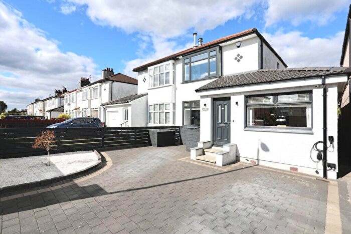 3 Bedroom Semi Detached House For Sale In Kenmure Gardens Bishopbriggs, G64