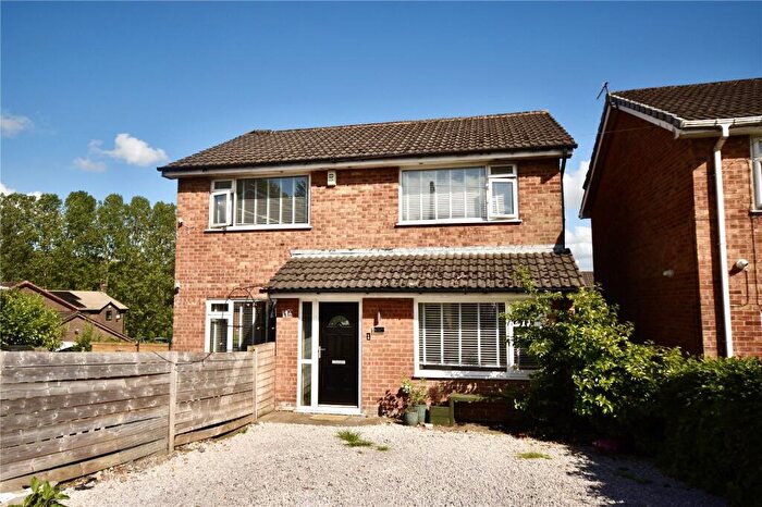 4 Bedroom Detached House For Sale In Sackville Close, High Crompton, Shaw, Greater Manchester, OL2
