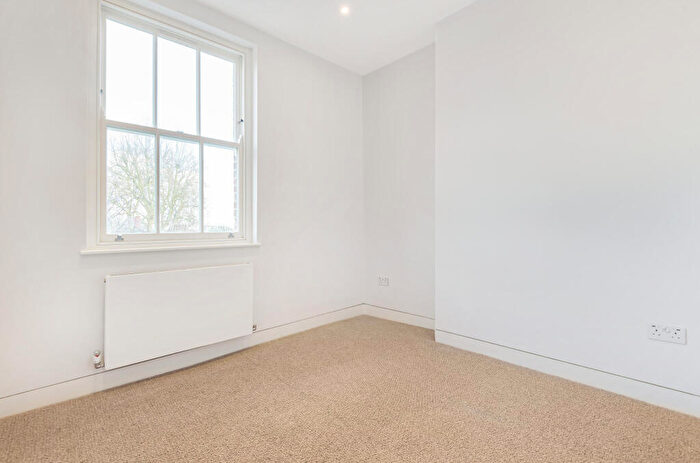 2 Bedroom Apartment To Rent In Parkhill Road, Belsize Park, NW3