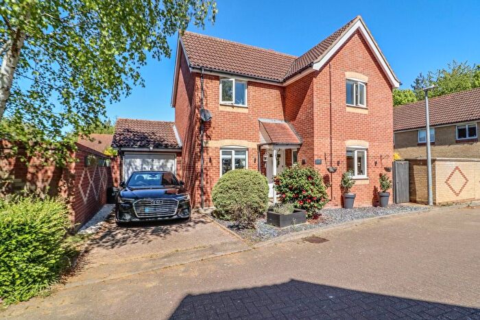 3 Bedroom Detached House For Sale In Hereford Drive, Braintree, CM7
