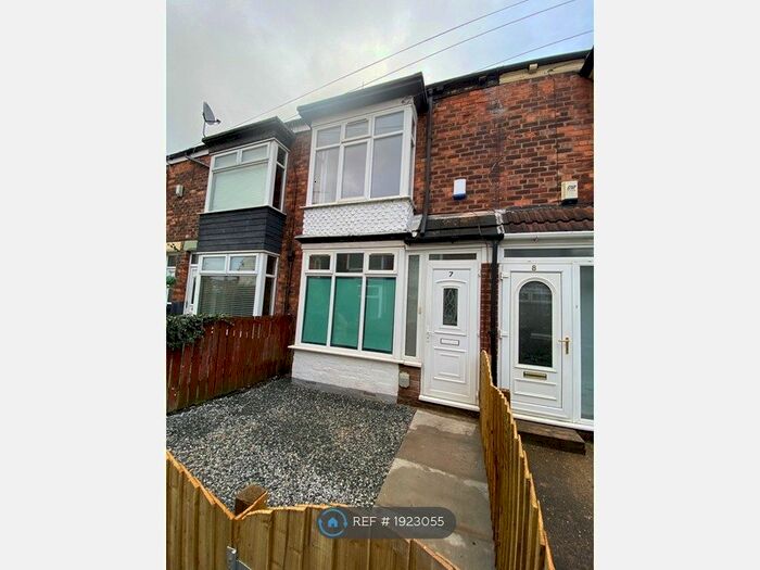 2 Bedroom Terraced House To Rent In Maye Grove, Hull, HU5