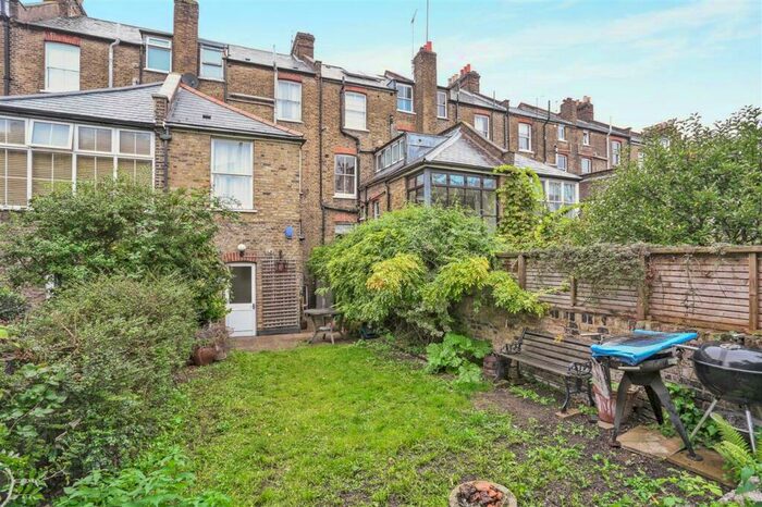 2 Bedroom Flat To Rent In Archibald Road, London, N7