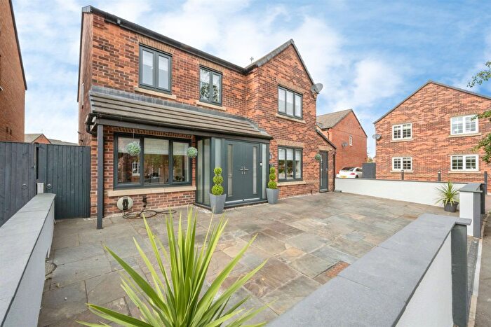 4 Bedroom Detached House For Sale In Dove Road, Mexborough, S64